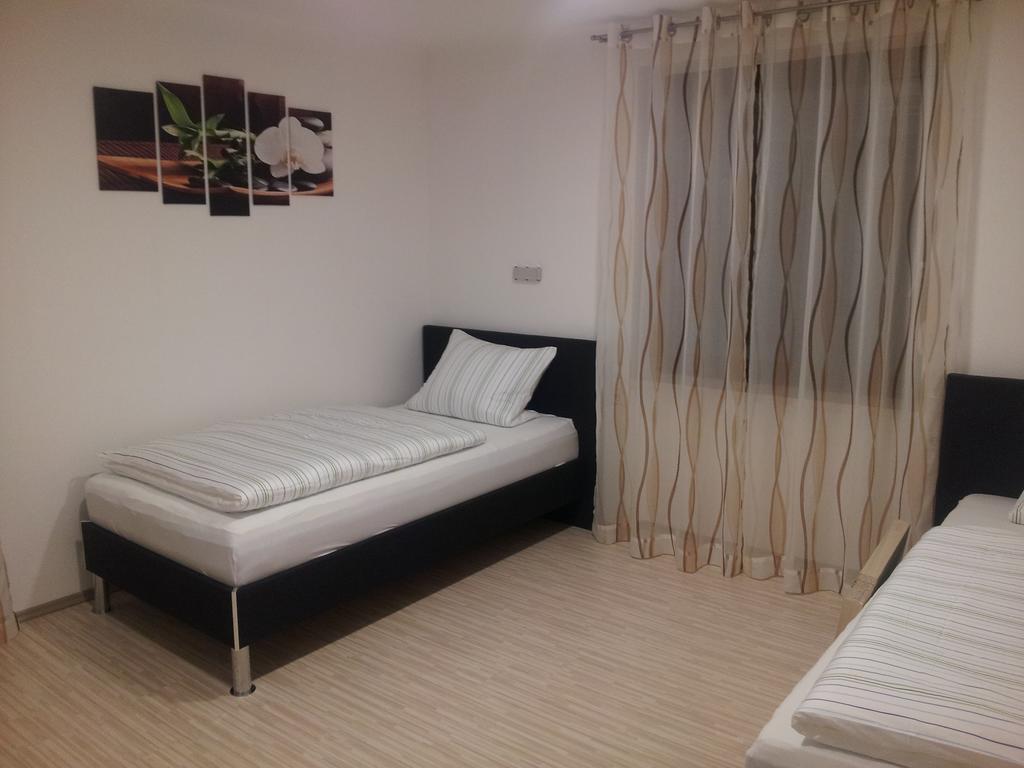 Ferienwohnung Mueller Kenzingen Esterno foto
